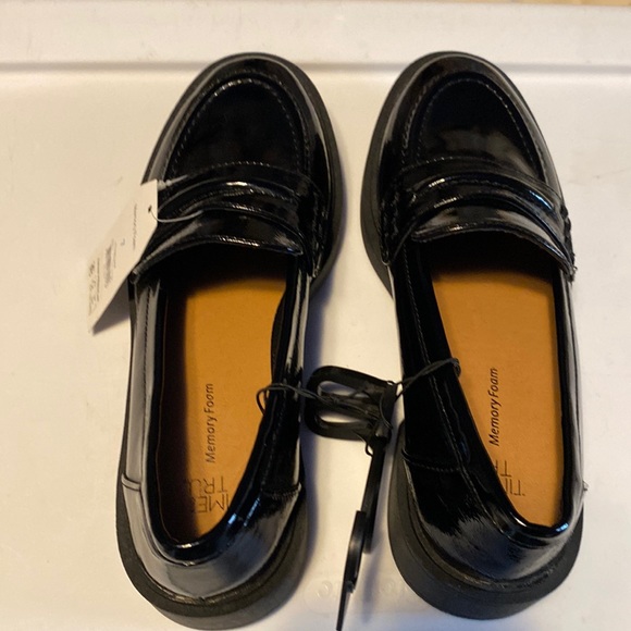 Time and Tru Shoes - Women’s Penny loafers